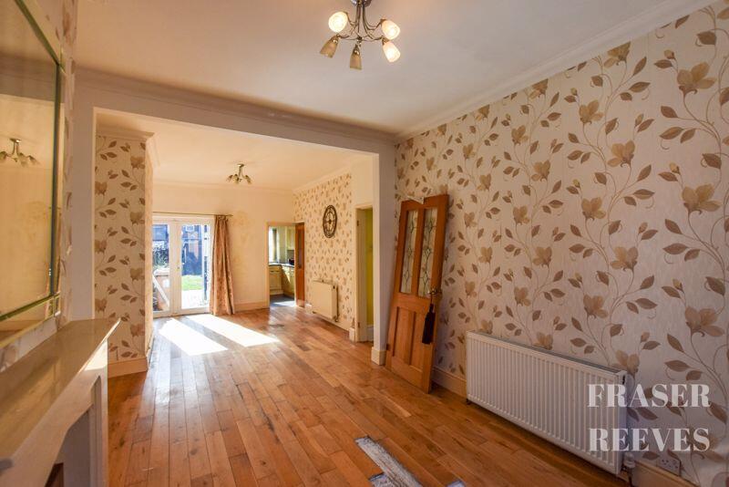 LIVING ROOM/ DINING ROOM