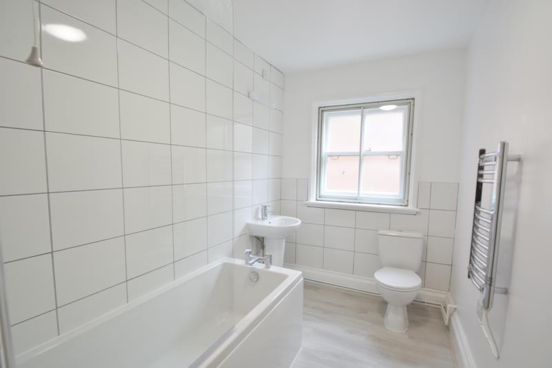 8783d Bath_med.jpg