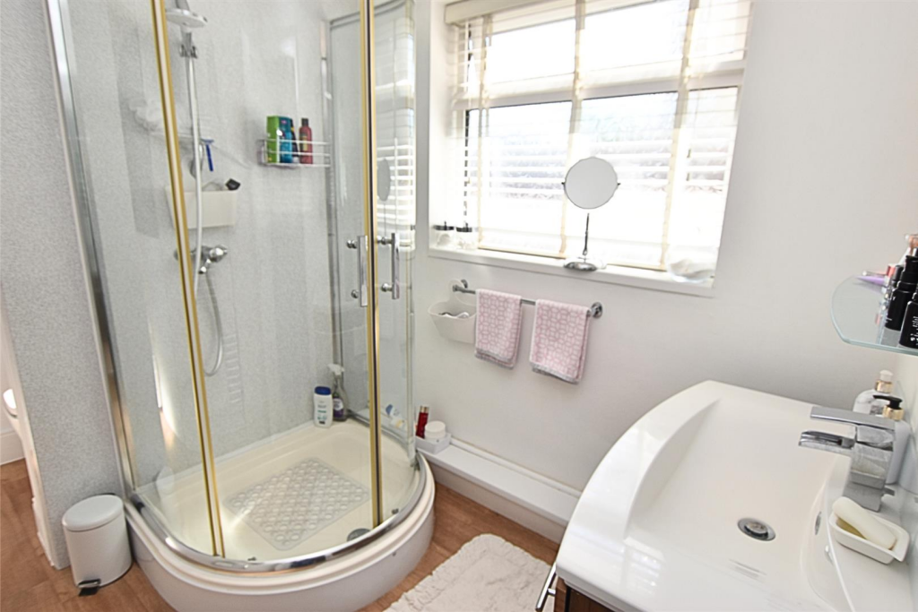 SHOWER ROOM (GROUND FLOOR)