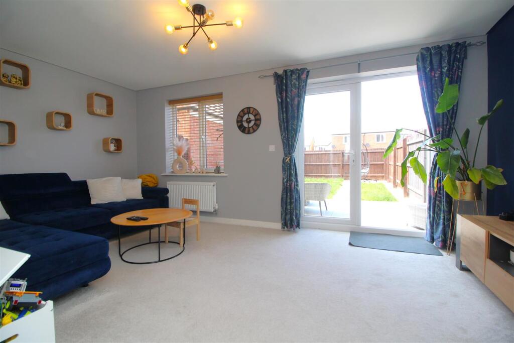 living room 2 .JPG