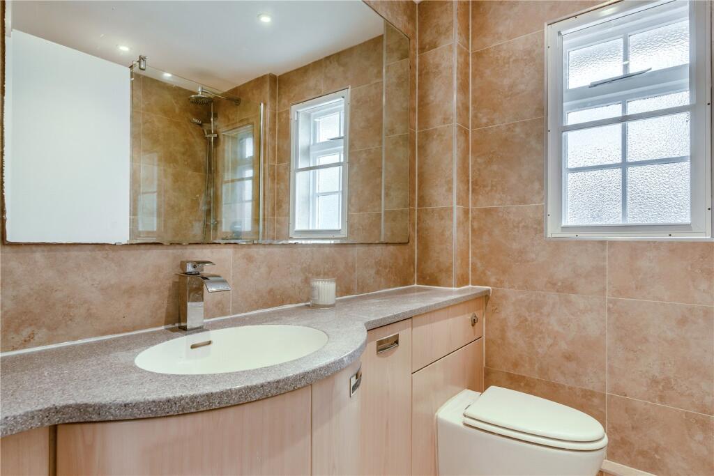 En Suite Shower Room