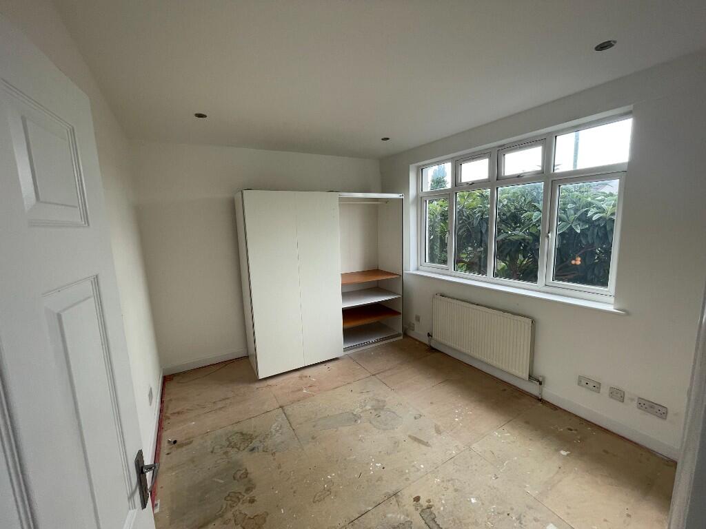Reception  room
