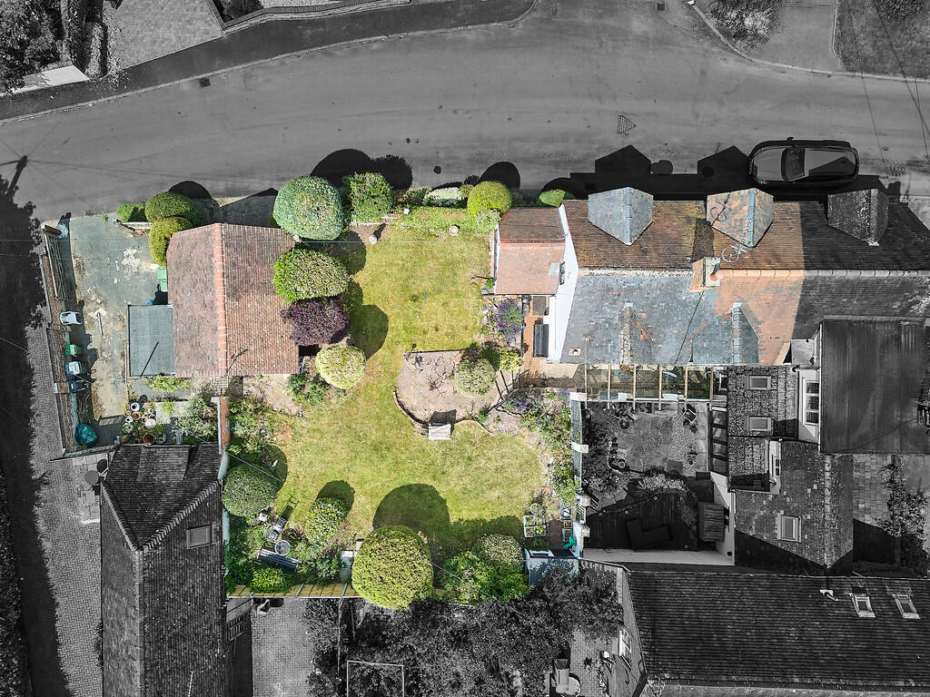 Edward Knight 202...