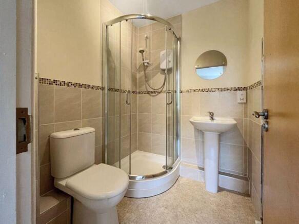 en suite pic.jpeg