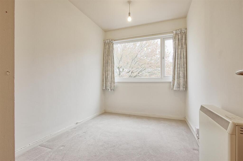 Bedroom 2 - 1.jpg