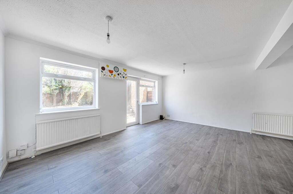 1299193-1-685304b...