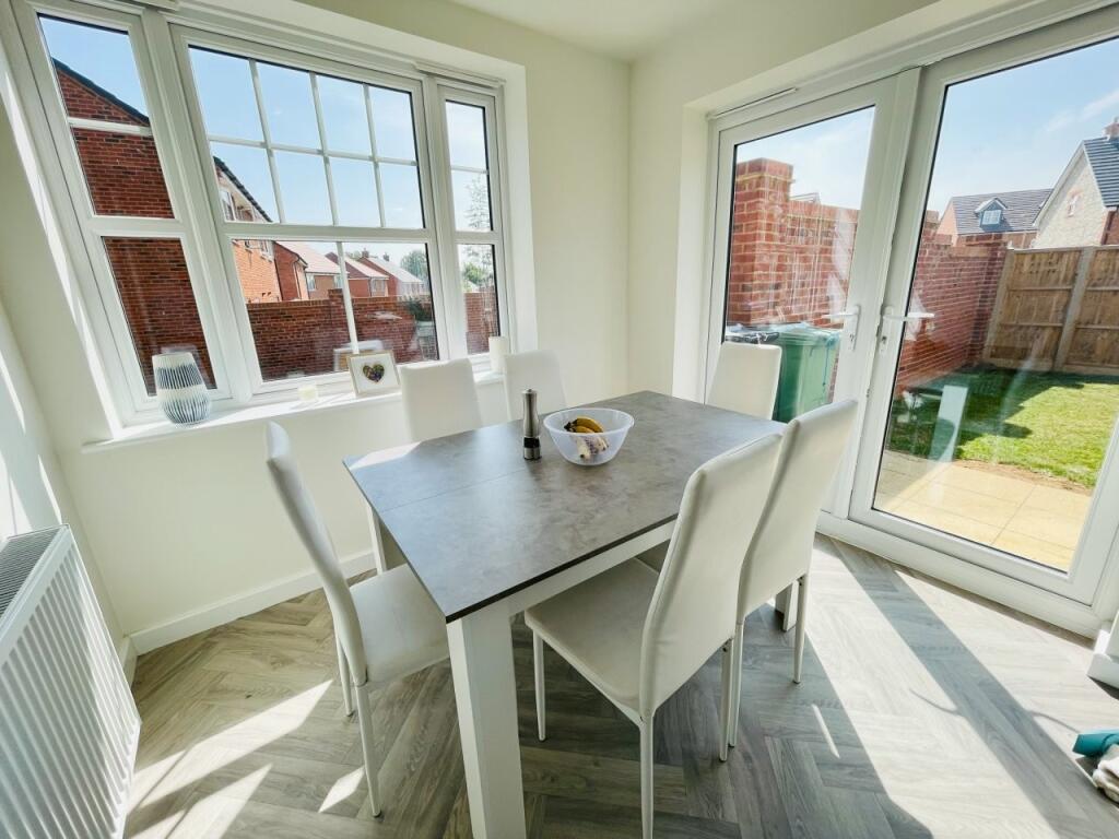 Kitchen/Breakfast Room