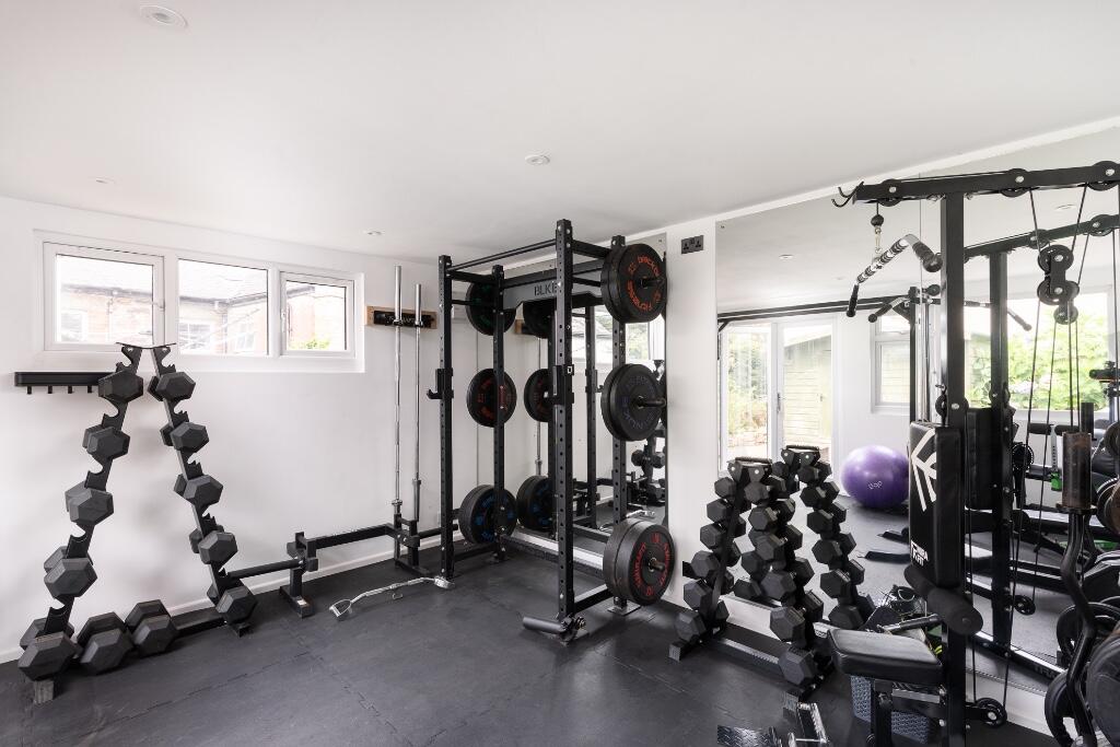GYM