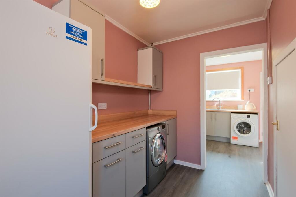012-38 Earn Cres, Pather, Wishaw ML2 0PE.jpg