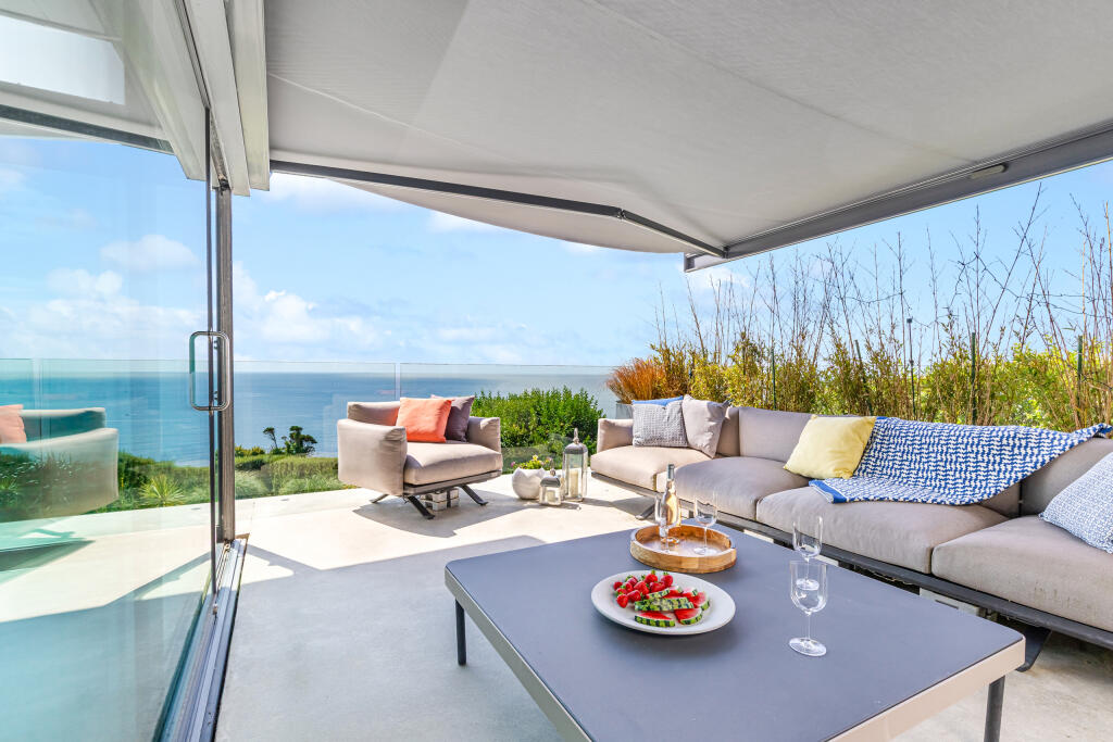 A24 - Telhaven Spring Road Wembury Point - 250708