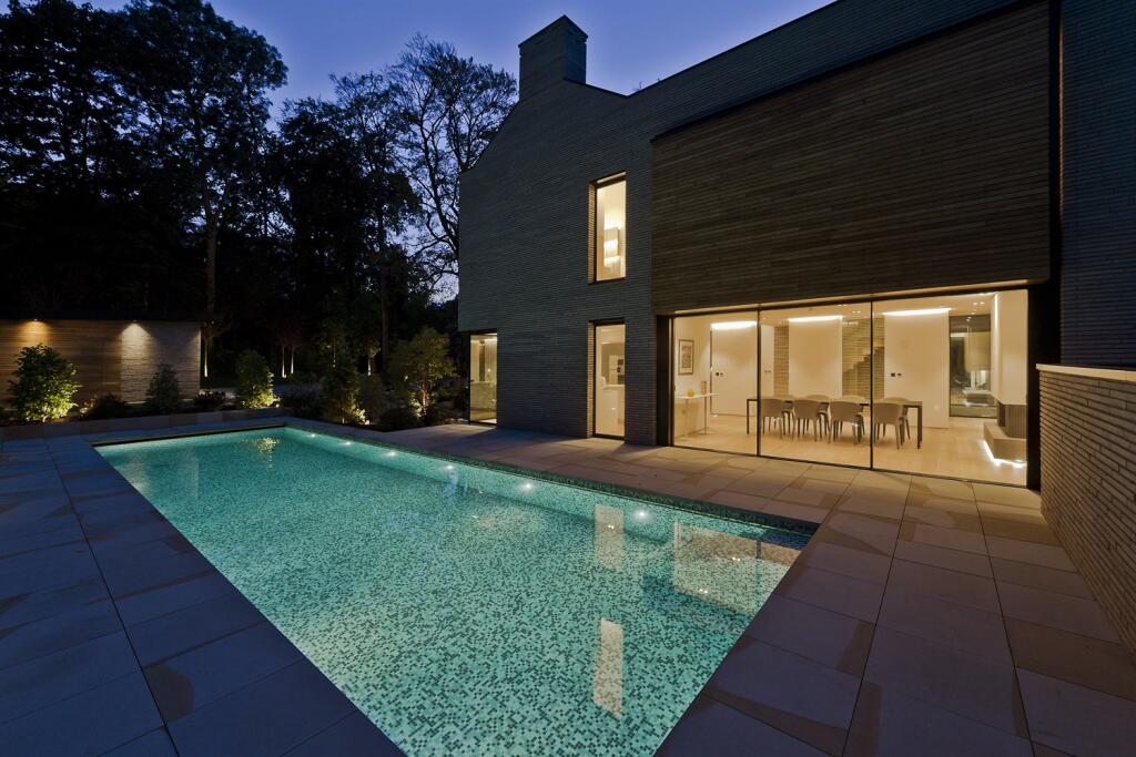 Night Pool 