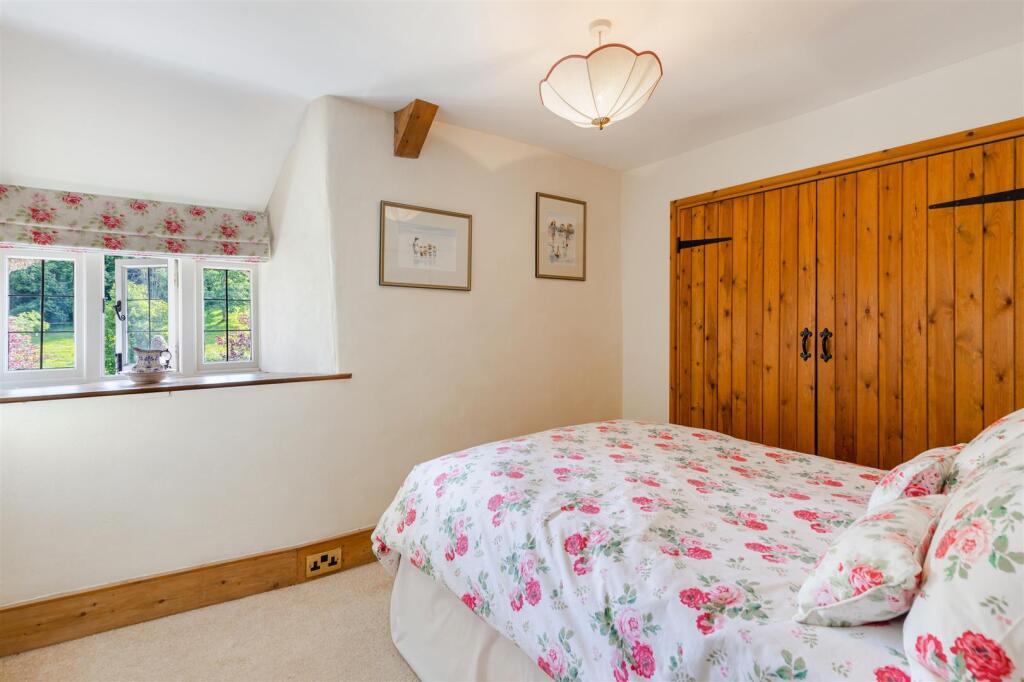 A21 - Orchard View Cottage Cockington Way - 250606