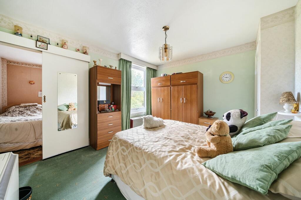 Bedroom One (2)