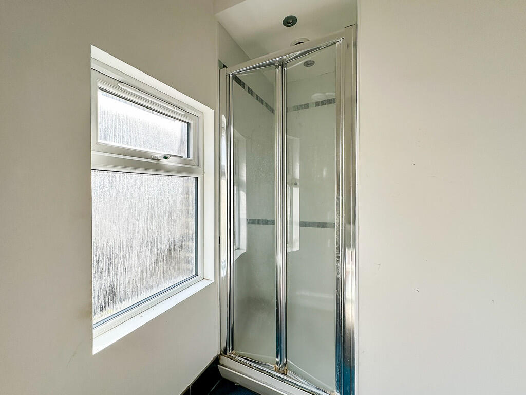 Communal Shower R...