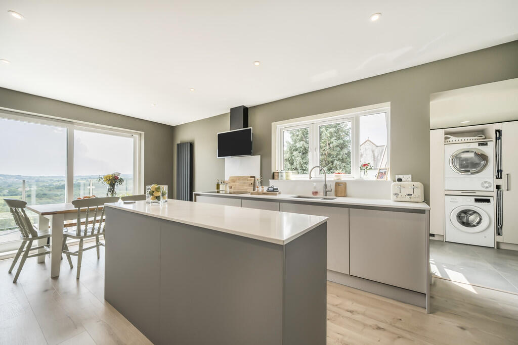 1307289-16-685187...