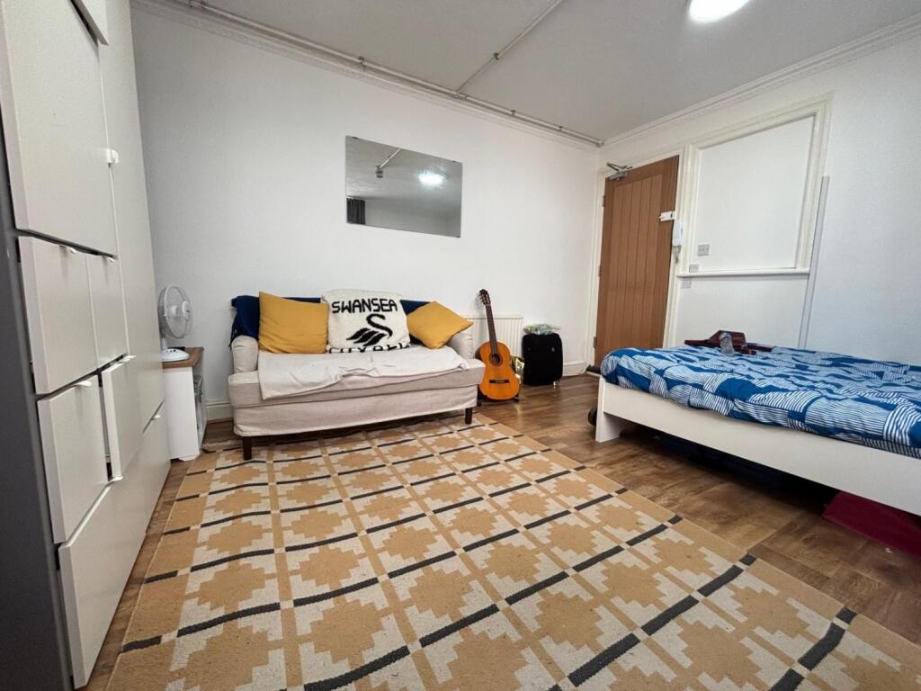 1fc07be4-4f86-4fb8-9e4f-f7711e4722cc