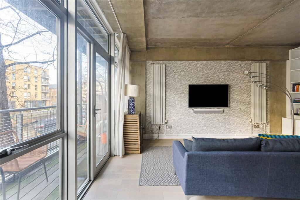 Reception/Kitchen