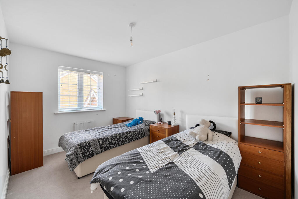 1345293-13-68aee1...