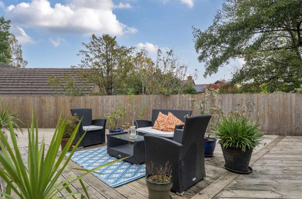 -68f22135d04c9-l-1369249-8-68f12b429b8e9