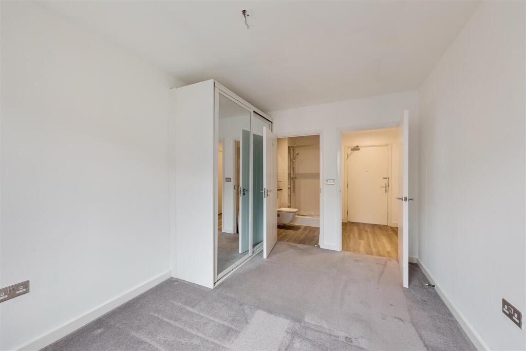 Collendale Road, E17