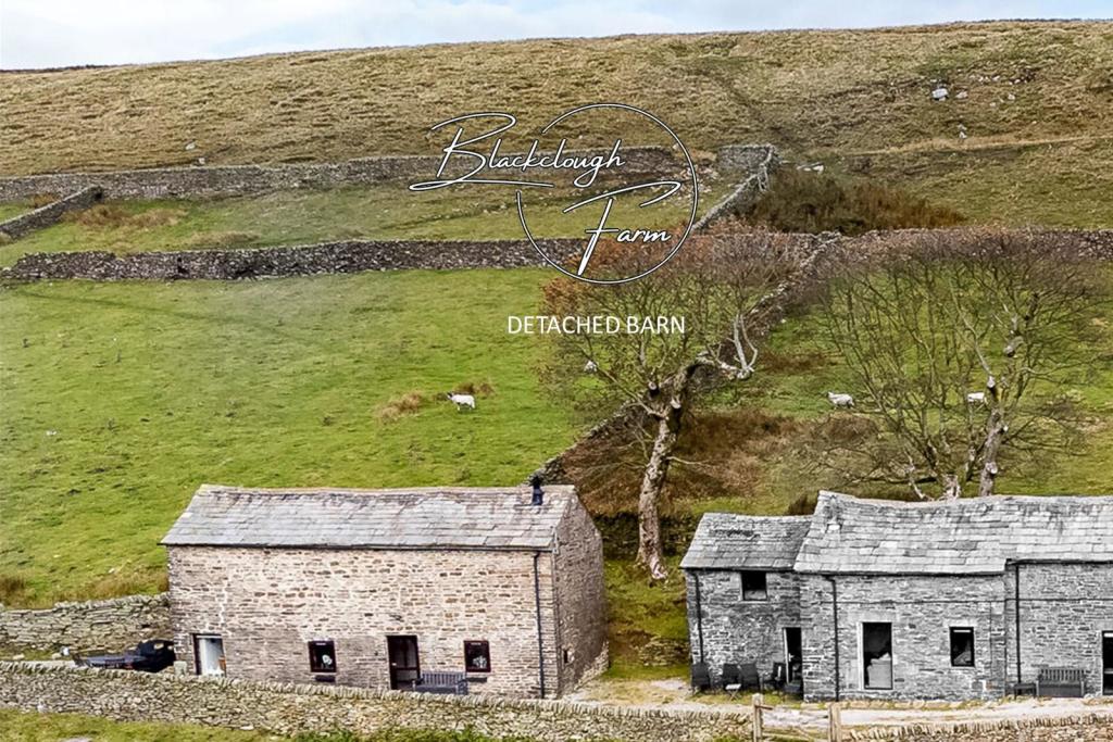 Detached Barn