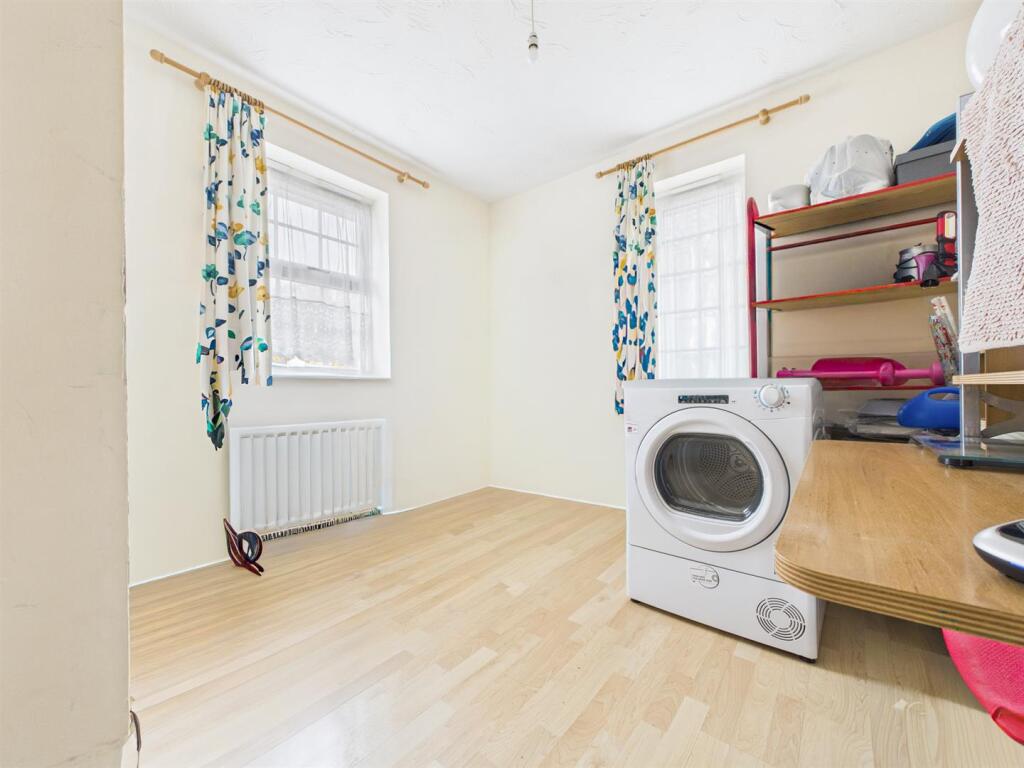 CAM02365G0-PR0386-STILL015 (1).jpg