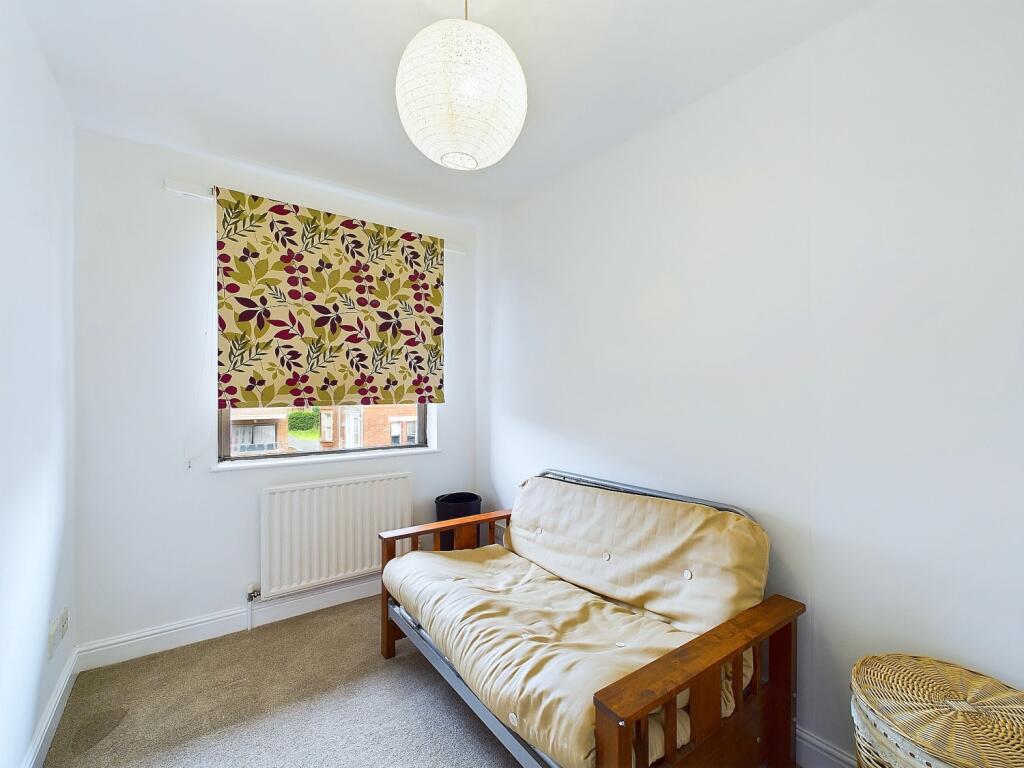 CAM01909G0-PR0168-STILL004