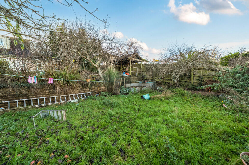 1393360-5-694585d...