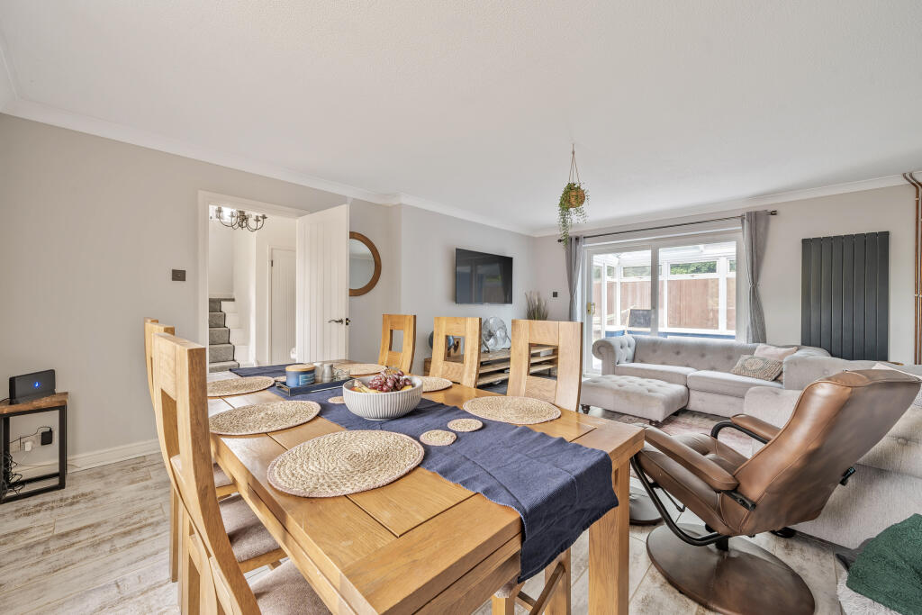 Living  / Dining Room