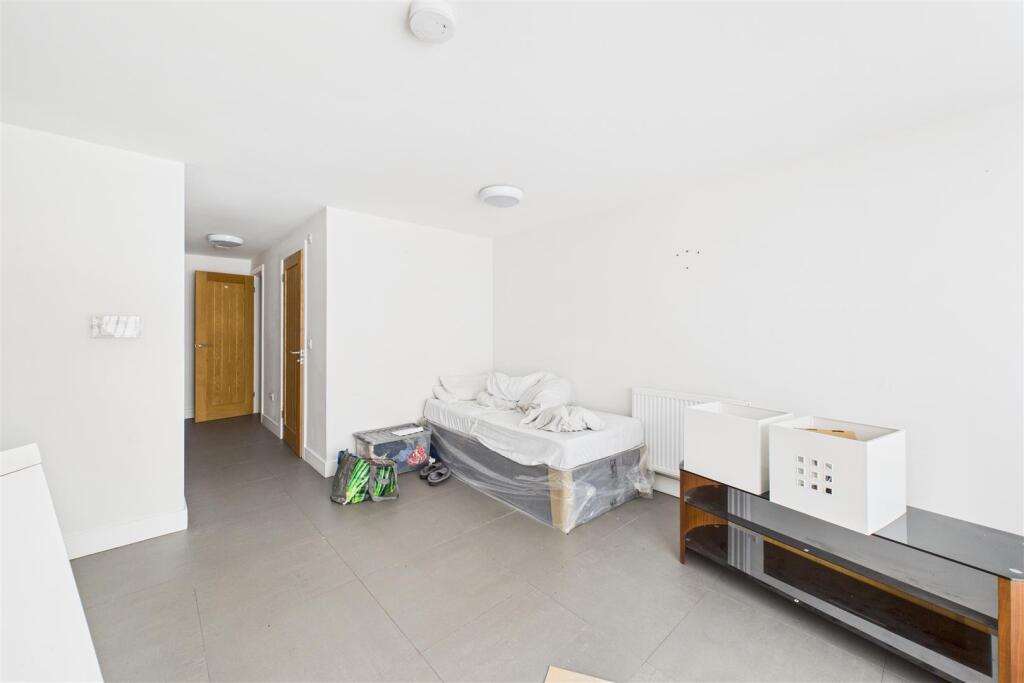103 East Street, Bedminster, Bristol BS3 4EX | Fre