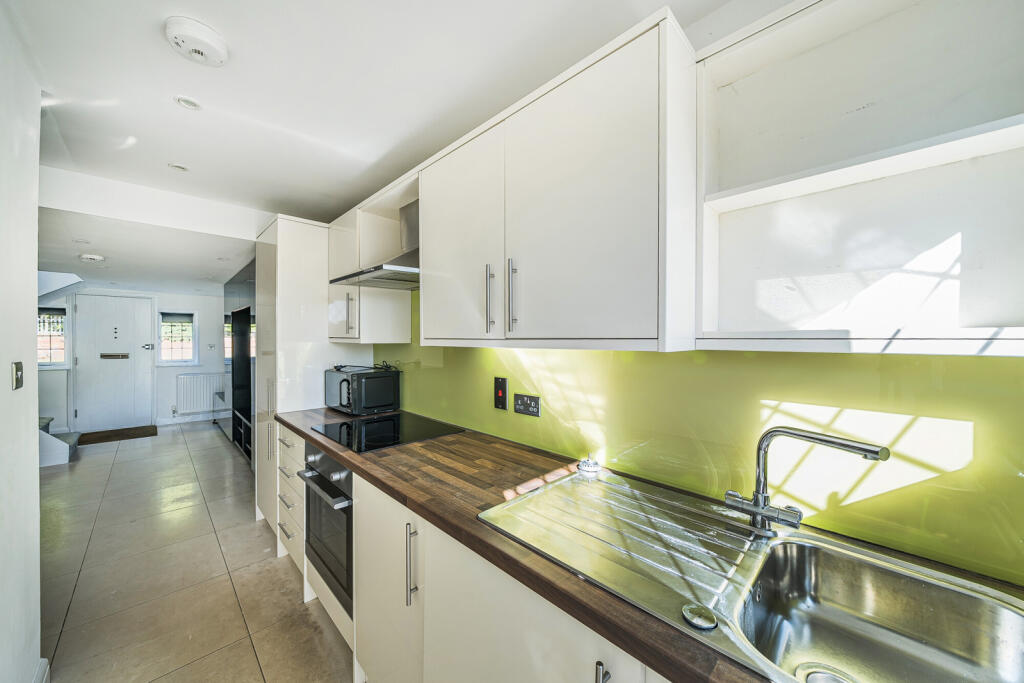 1363618-6-68e3c10...