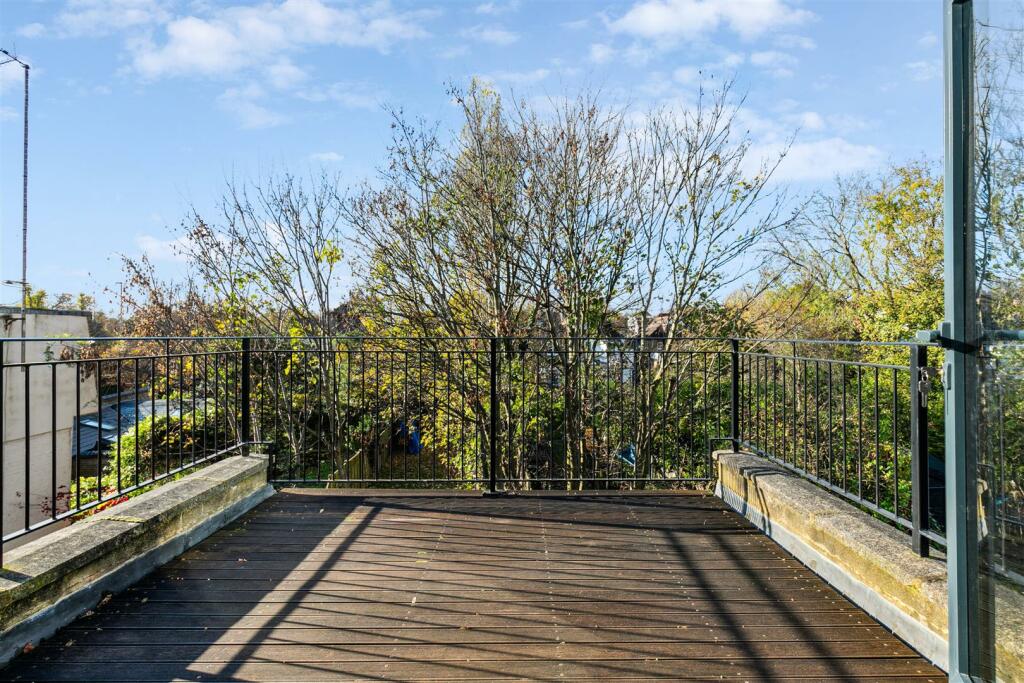 Duke Road, W4 - FOR SALE