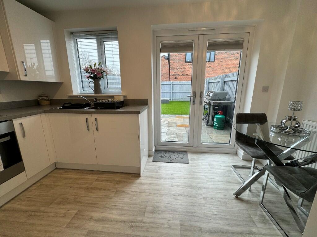 Dining Kitchen
