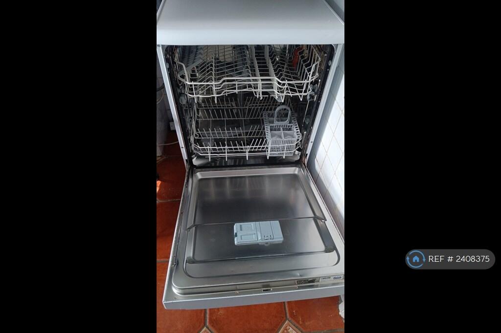 Dishwasher 