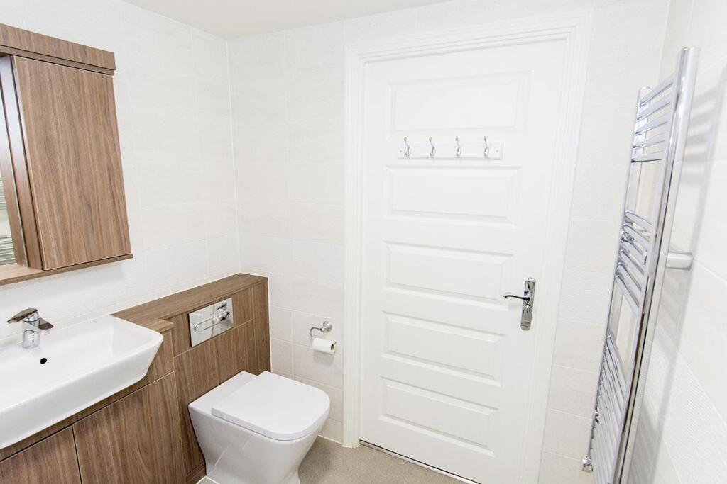 (Shower Room Photo Two)