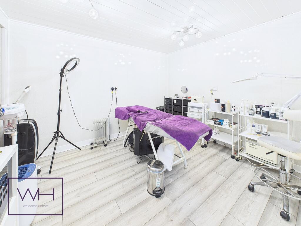 CAM03785G0-PR0056-ST