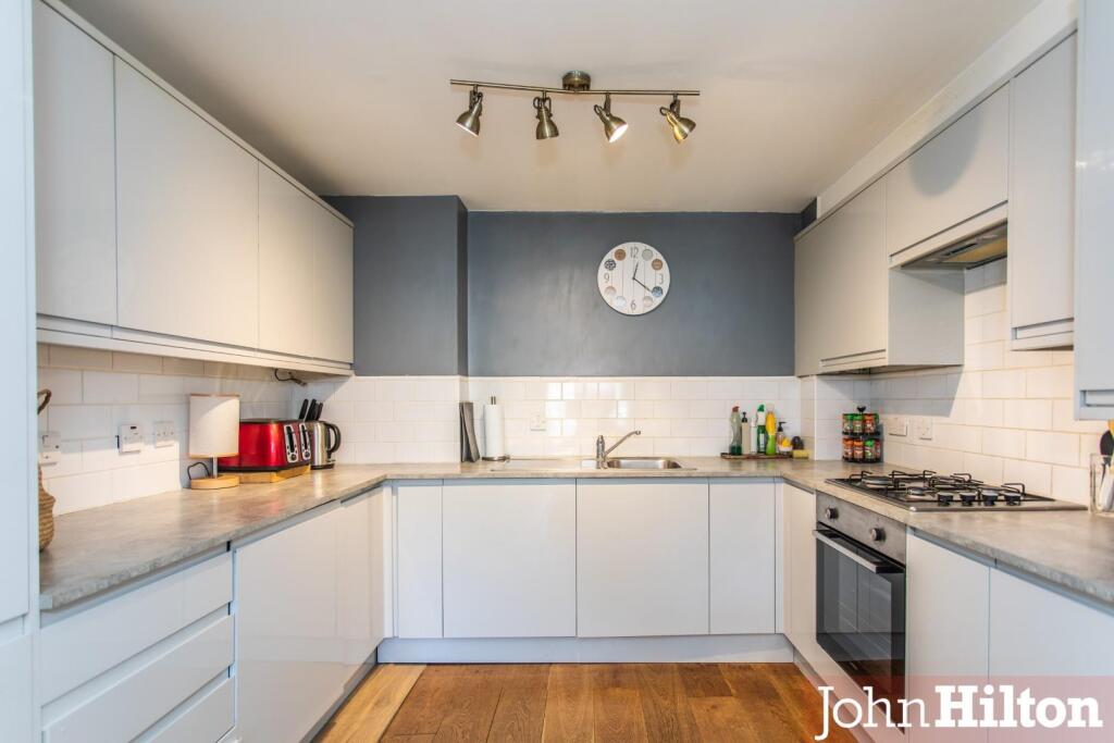 Pelham Court18.jpg