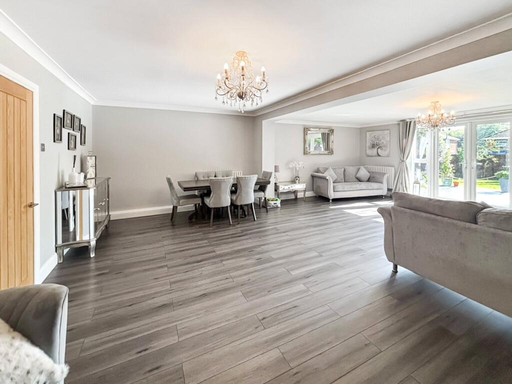 Living Room Diner