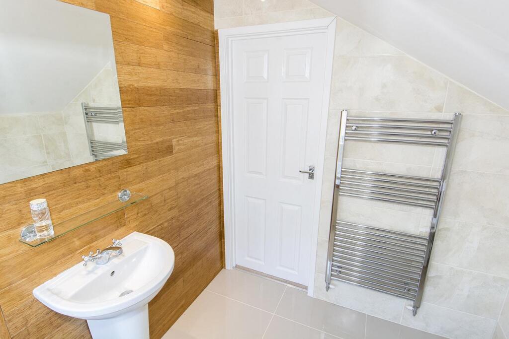 (En-Suite Bathroom Photo Two)