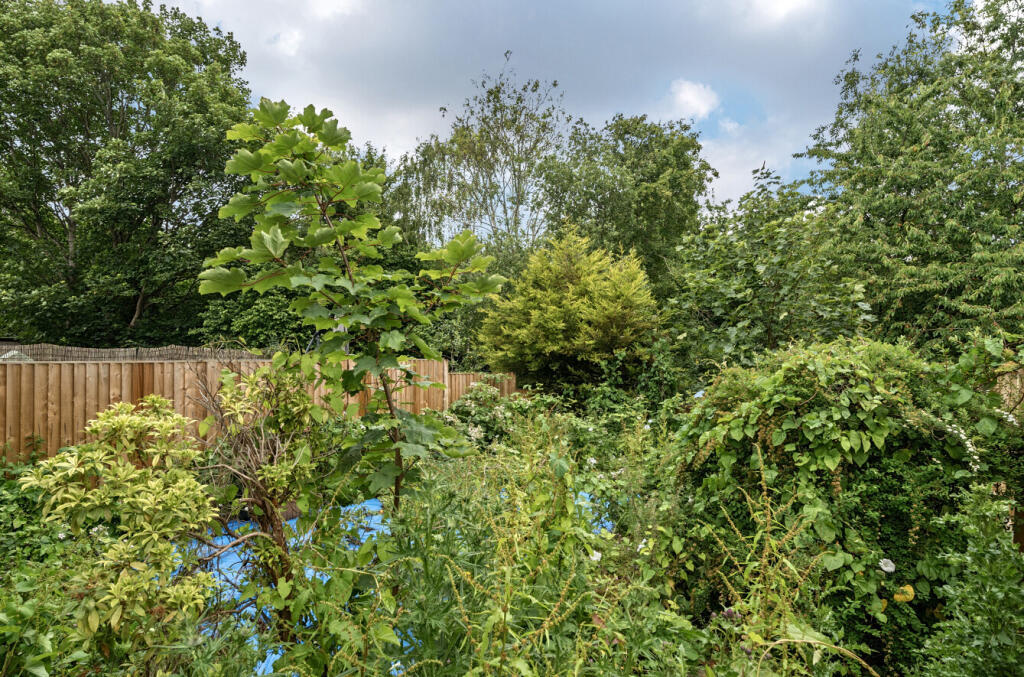 1305155-2-684abf4...