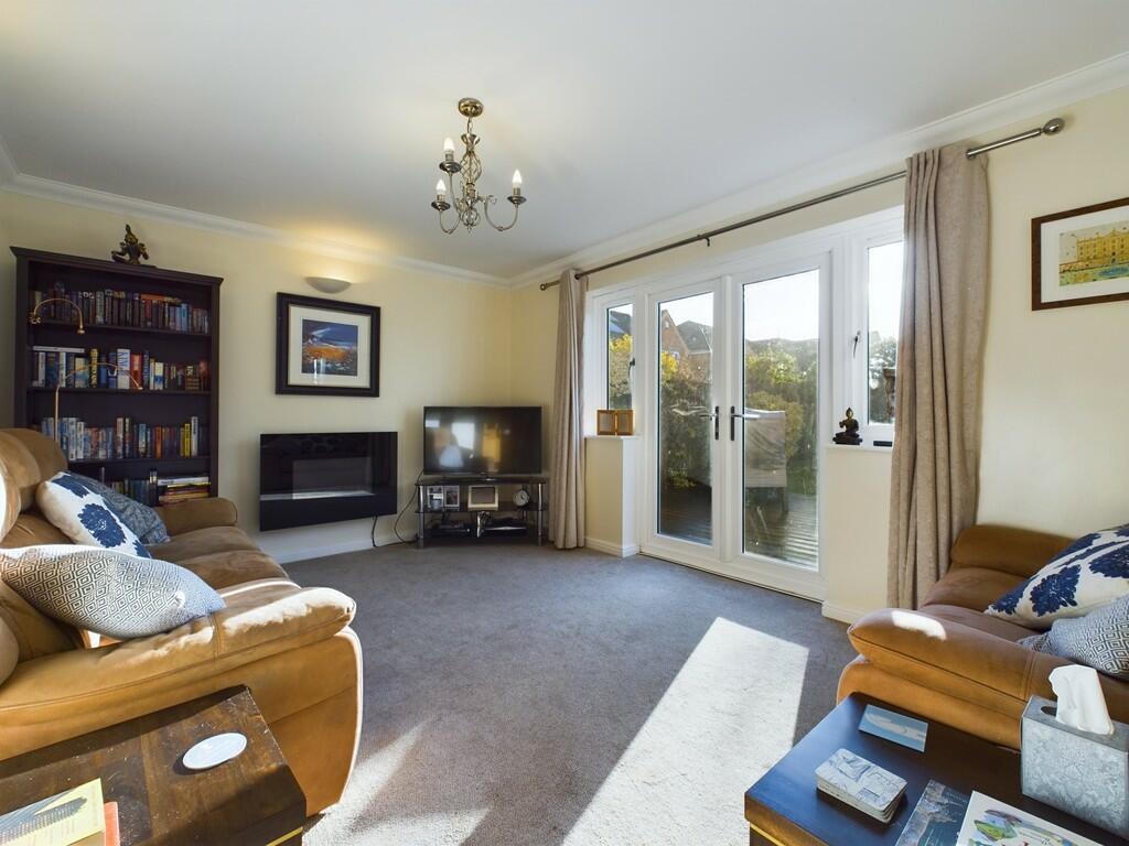 CAM04273G0-PR0059...