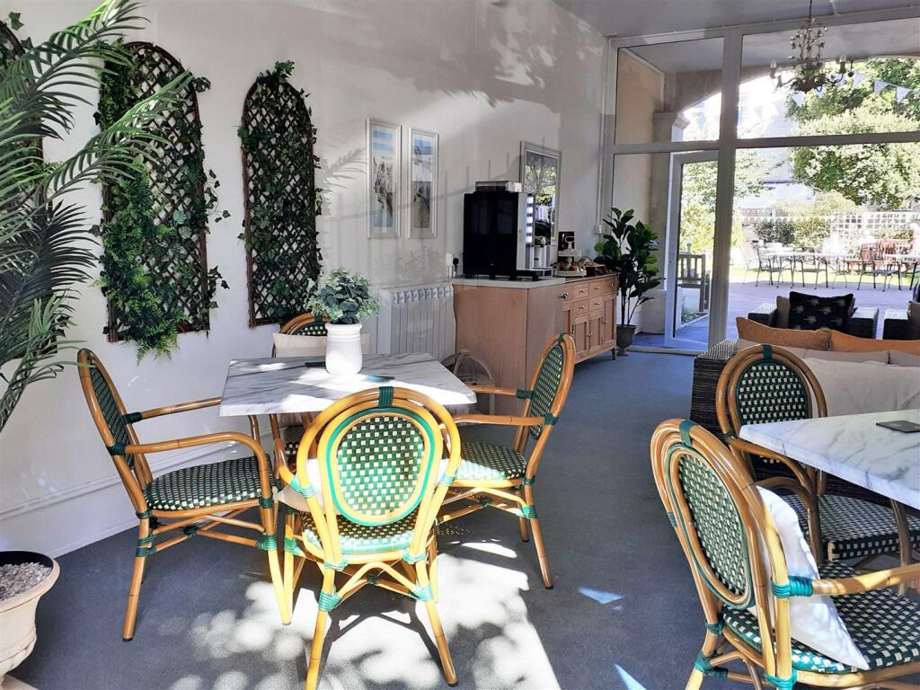 Garden Room