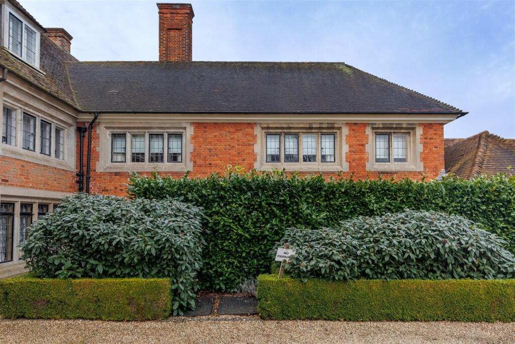 10 Hill Hall  (35).jpg