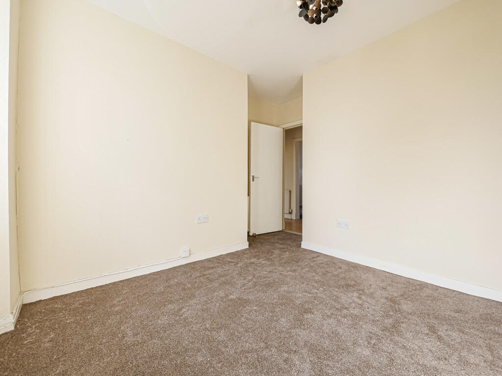 Bedroom 2-2