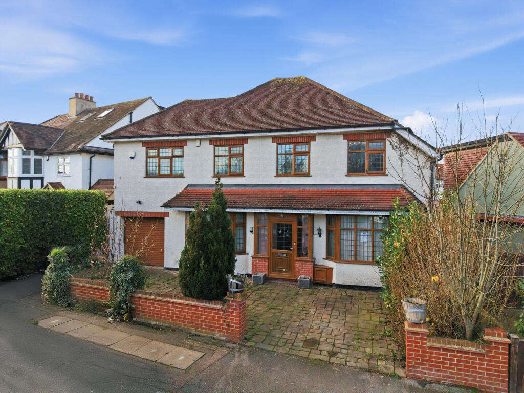 Brooklyn Avenue, Loughton