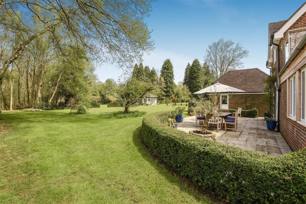 Patio and garden view.jpg