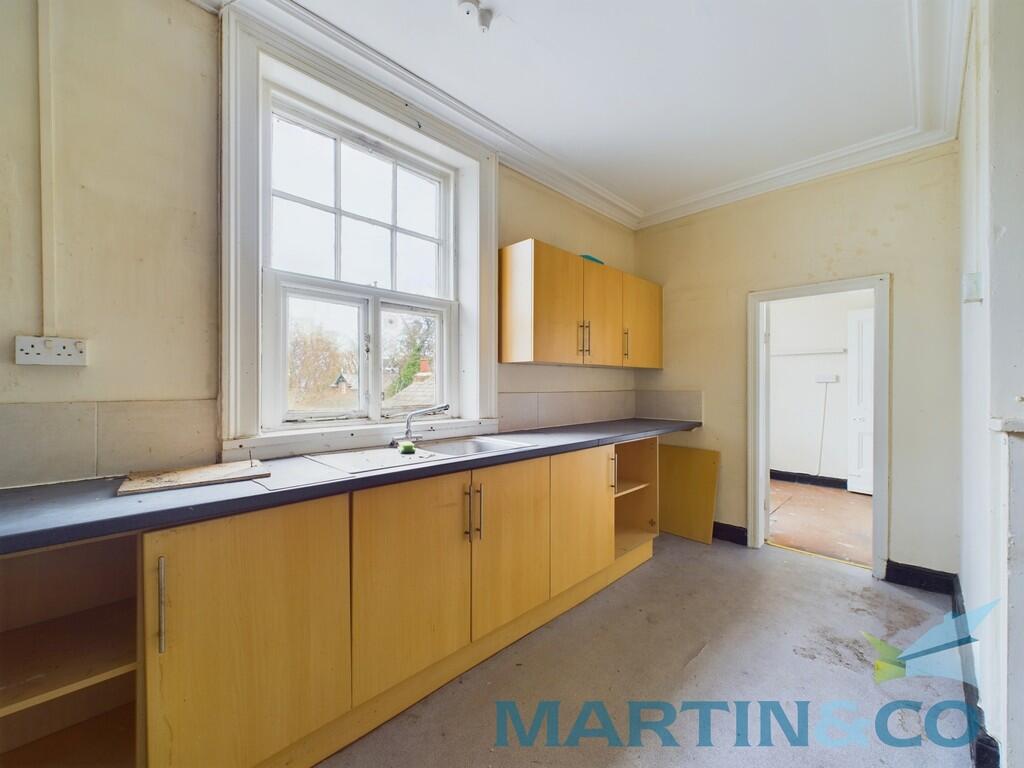 CAM01870G0-PR0155...