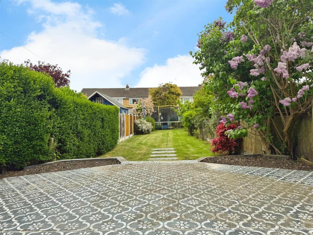 a05042e5--46EE-A5F6-659DEEE78655-12865-0000053FC8F