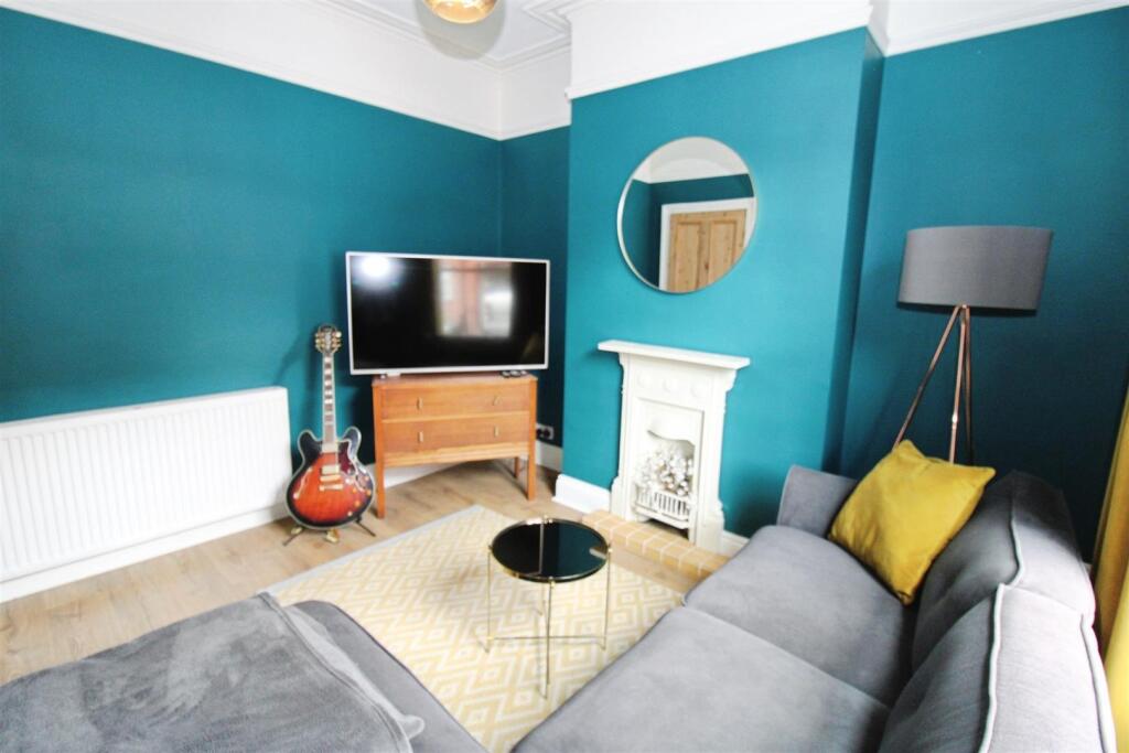 Front Lounge