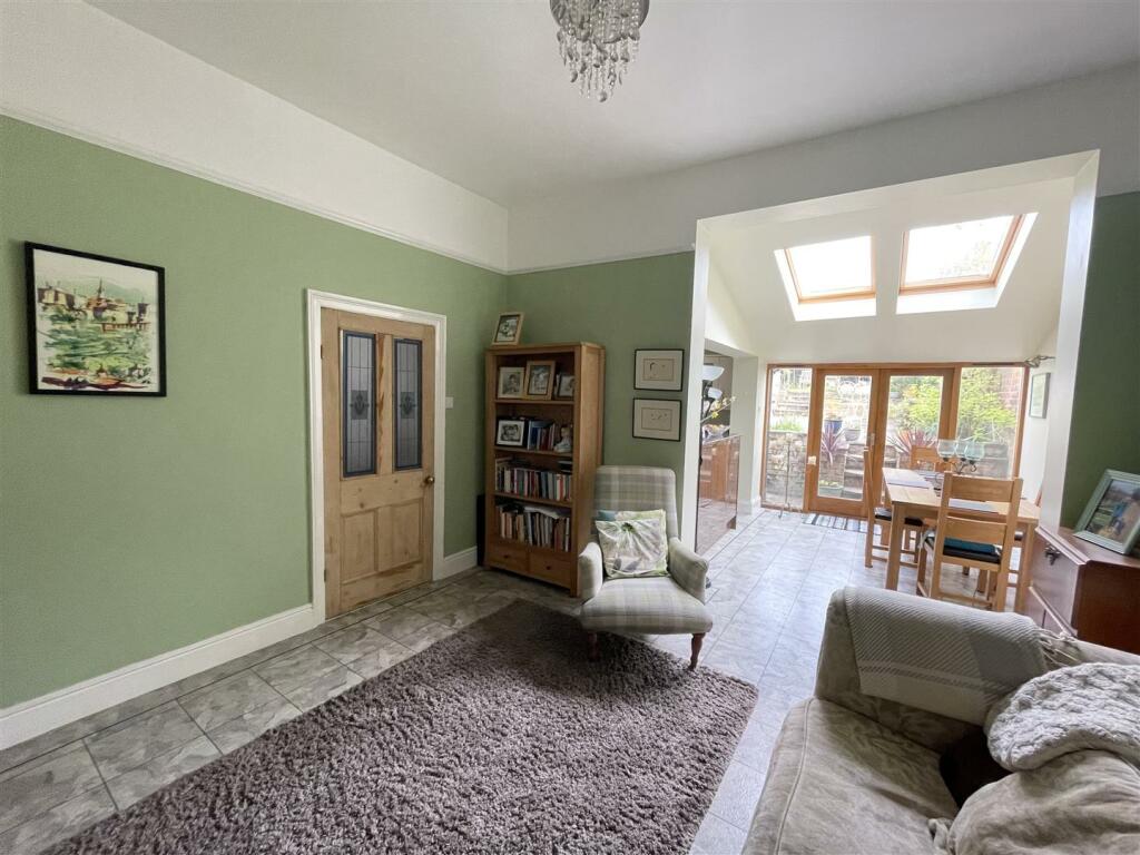 Open Plan Kitchen, Diner, Sitting Room